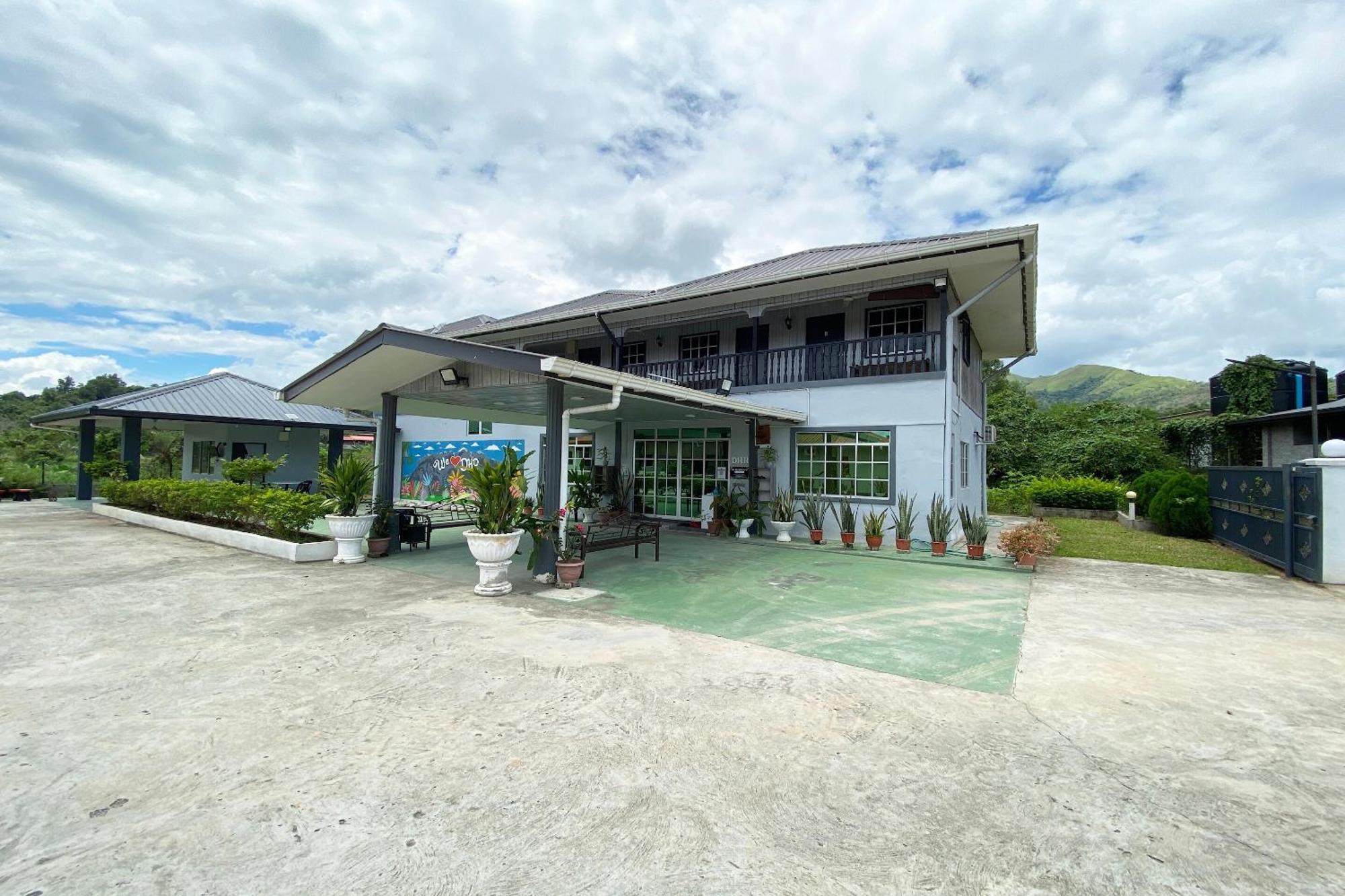 Oyo Home 90230 Dh Residence Kota Belud Extérieur photo